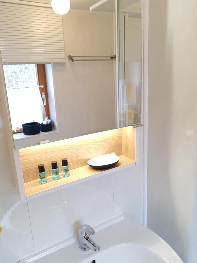 Wohnung Mit Balkon In Velden - Appartment Berge Bytilly เวลเดน อัม เวิร์ทเทอร์ซี ภายนอก รูปภาพ
